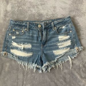 American Eagle “Tomgirl Shortie”